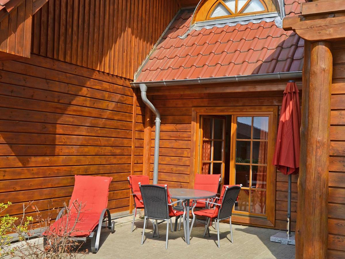 Strandschloesschen - Haushaelfte 2 Holiday home Sellin (Rugen)